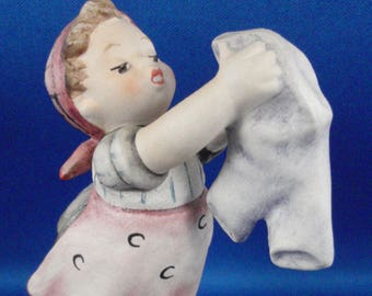 Hummel Figurine Wash Day from Little Homemakers series #321 Girl hanging wash, No Box