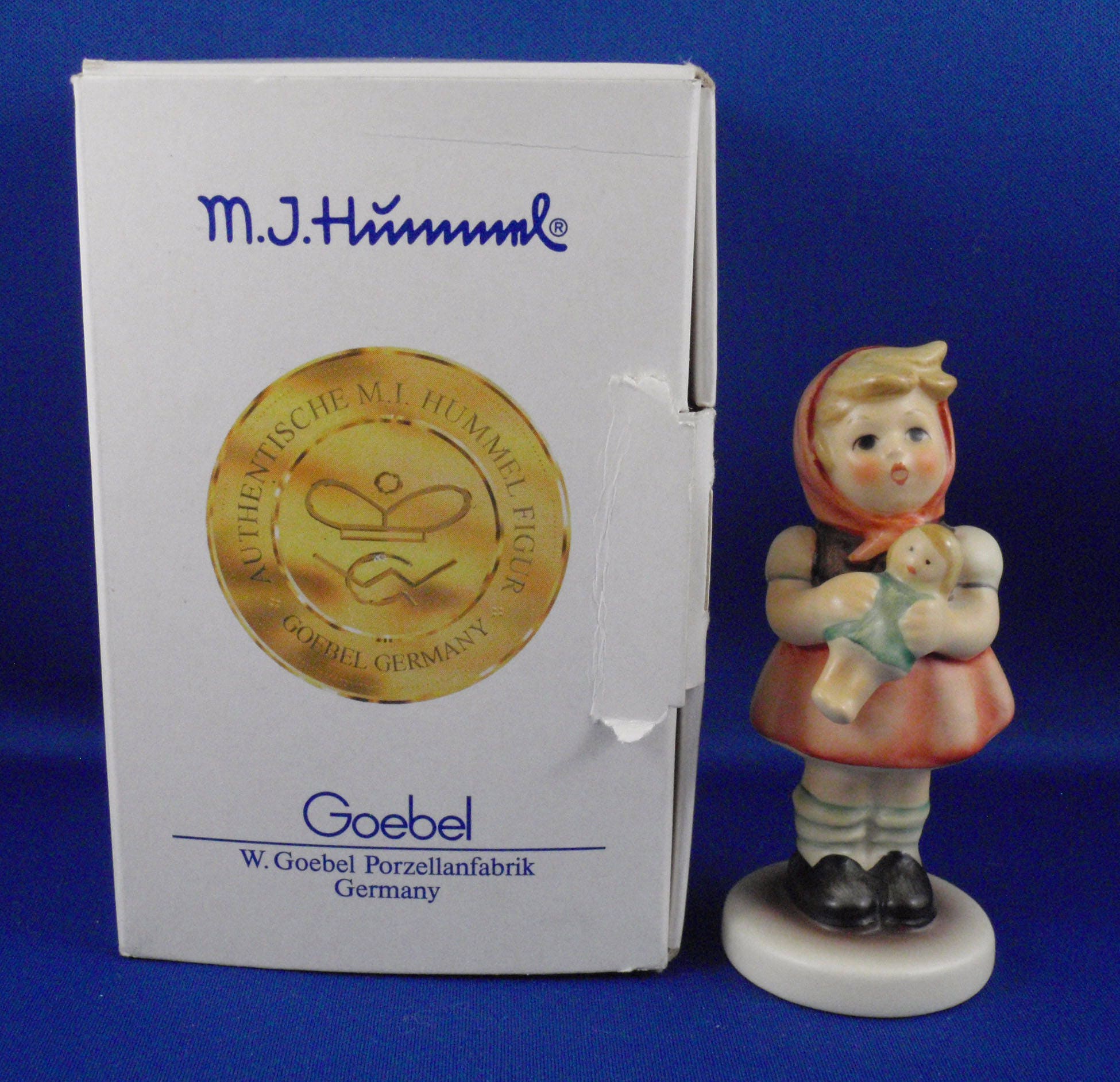 Hummel Figurine Girl With Doll 821 HUM 239/B in Original - Etsy