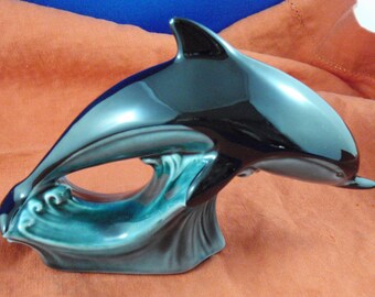 POOLE ENGLAND Dolphin Marine Figurine, circa 1967