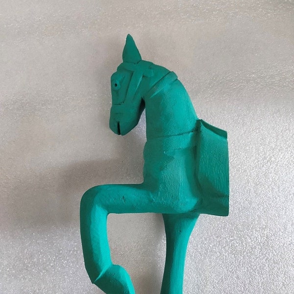 Indian Wooden Hand Carved Horse Statue Wooden Green Hand Painted Wall Hanging Horse Statue Figure Well Decor Home Decor