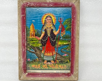 Antica dea indù khodiyar Mata Ji Stampa litografica Vecchio coccodrillo con cornice in legno Animale Devi Khodiyal Mata Stampa appesa a parete