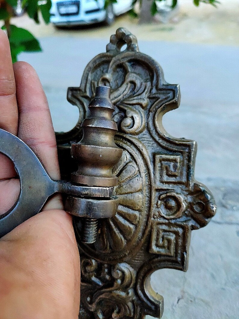 Vintage Brass Wall Oil Lamp Old Floral Carved Oil Lamp Wall Fix Victorian Oil Lamp Diya 180