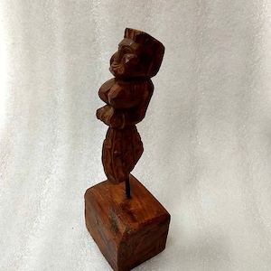Vintage Wooden Fine Hand Carved Woman Statue Sculpture Old Wooden Musician Woman Putali Statue On Stand Indian Home Decor
