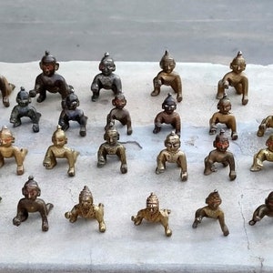 39 Pc Antique Brass Hindu God Krishna Statue Hand Made Fine Carved Laddu Gopal Statue Krishna Figure Old Original Religious Statue Home Deco
