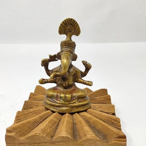 Antique Brass Hindu God Ganesha Statue Hand Crafted Lord Ganesha Figure Miniature Ganesha Sculpture Figurine Unique Mukhat Statue