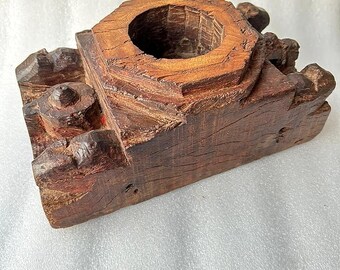 Cuenco de madera antiguo para especias y sal, de gran tamaño, tallado a mano, con cuatro figuras de Shiva Linga, candelabro, mortero de madera antiguo