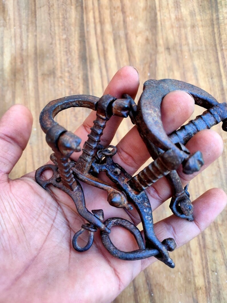 Antique Iron Horse Bit Hand Engraved Horse Bridle Etsy