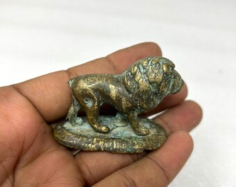 Ancient Brass Lion Paper Weight Statue Figure Vintage Brass Hand Crafted Small Waking Lion Sculpture Statue Old Brass Table Top Statue