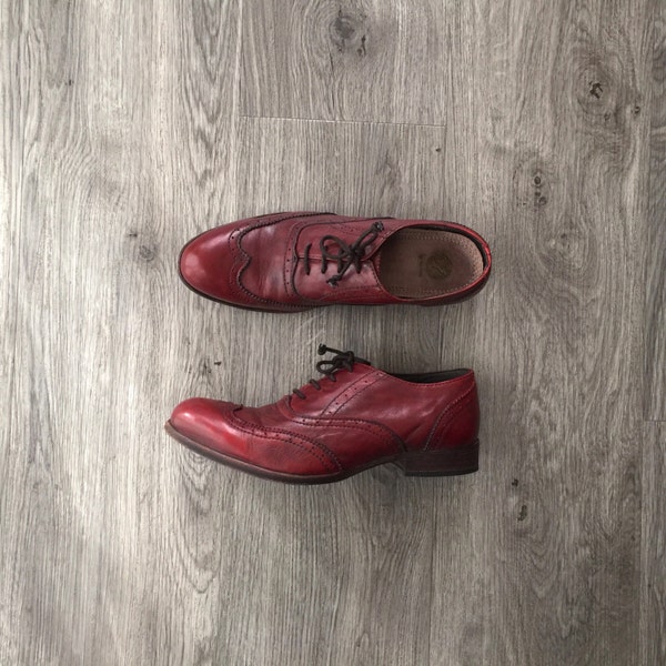 oxblood leather brogues / US 7.5 / EU 38