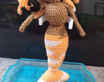 Muñeca de sirena de ganchillo, juguete de peluche hecho a mano
