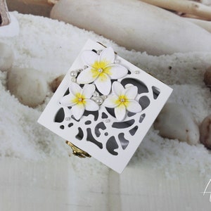 Plumeria wedding ring box-Frangipani ring holder-Proposal ring box-Engagement ring box-Beach Sea Ring bearer box-Hawaii ring keepsake box