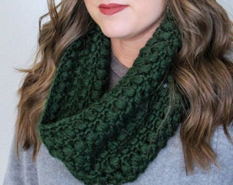 Crochet Cowl Pattern, Winter Blooms Cowl, Instant Download