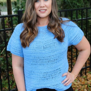 Crochet Top Pattern for Women, Larkin Tee, Instant Download