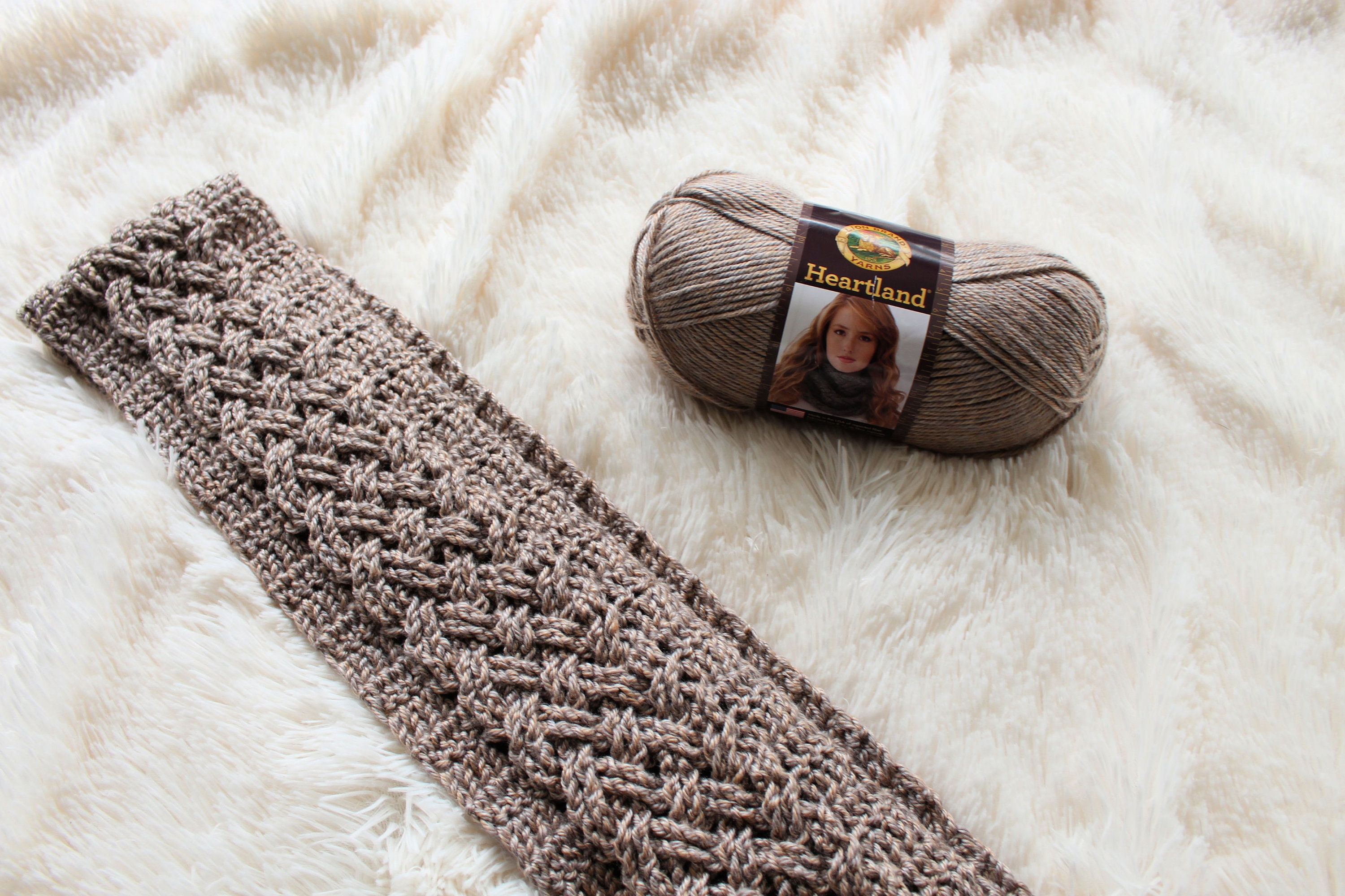 celtic weave scarf pattern