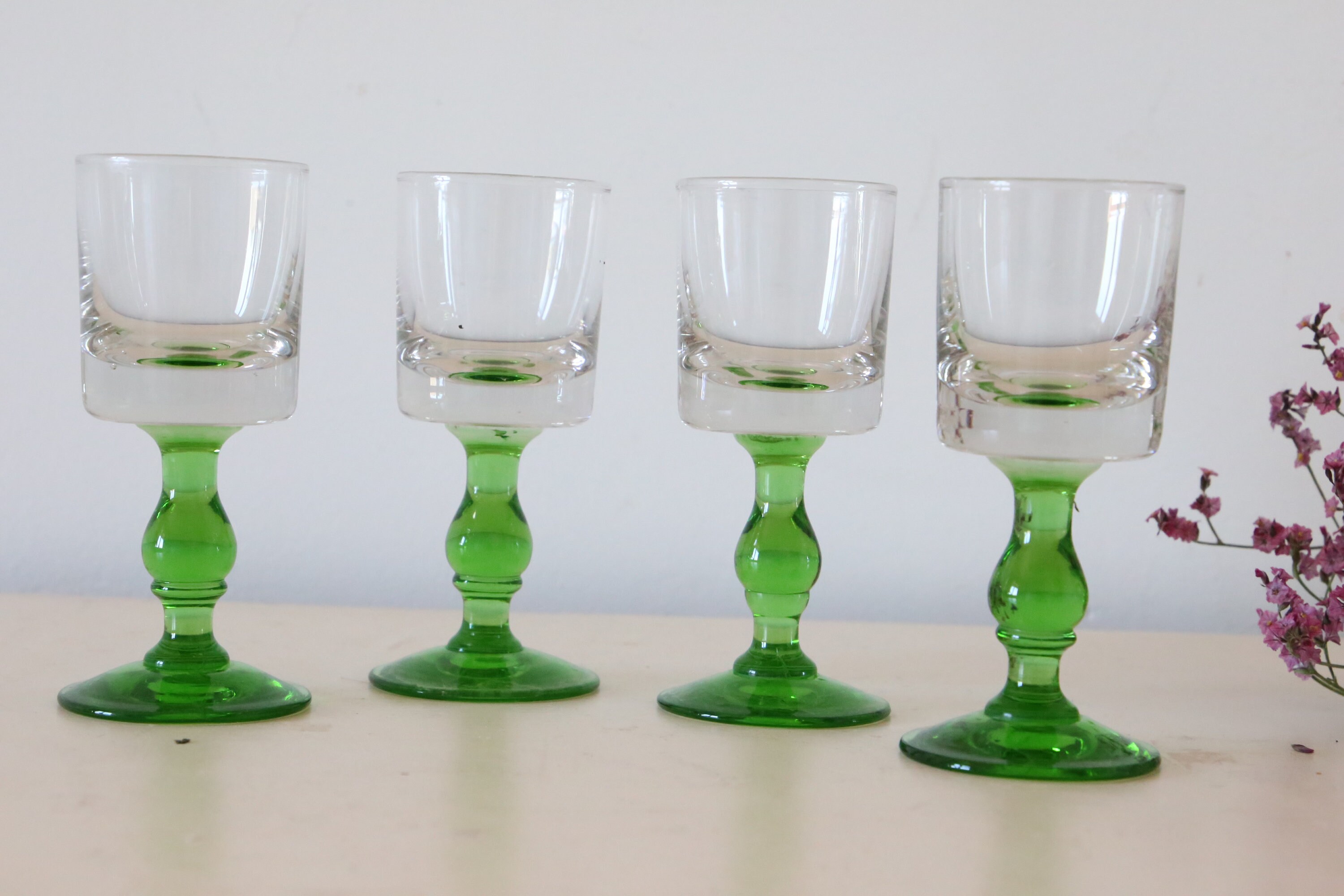 Set de 4 Verres à Pied, Pieds Verts, Français, Vintage, Rétro