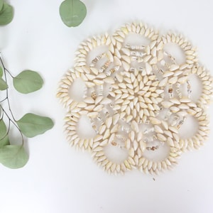 Vintage shell trivet