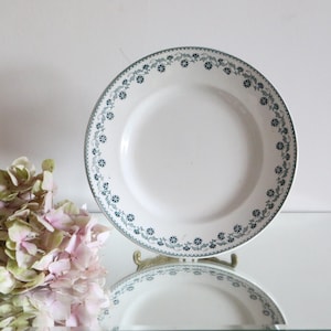 Mounted plate, dish on pedestal, ironware, Georgette model from Moulin des Loups, French manufacturer