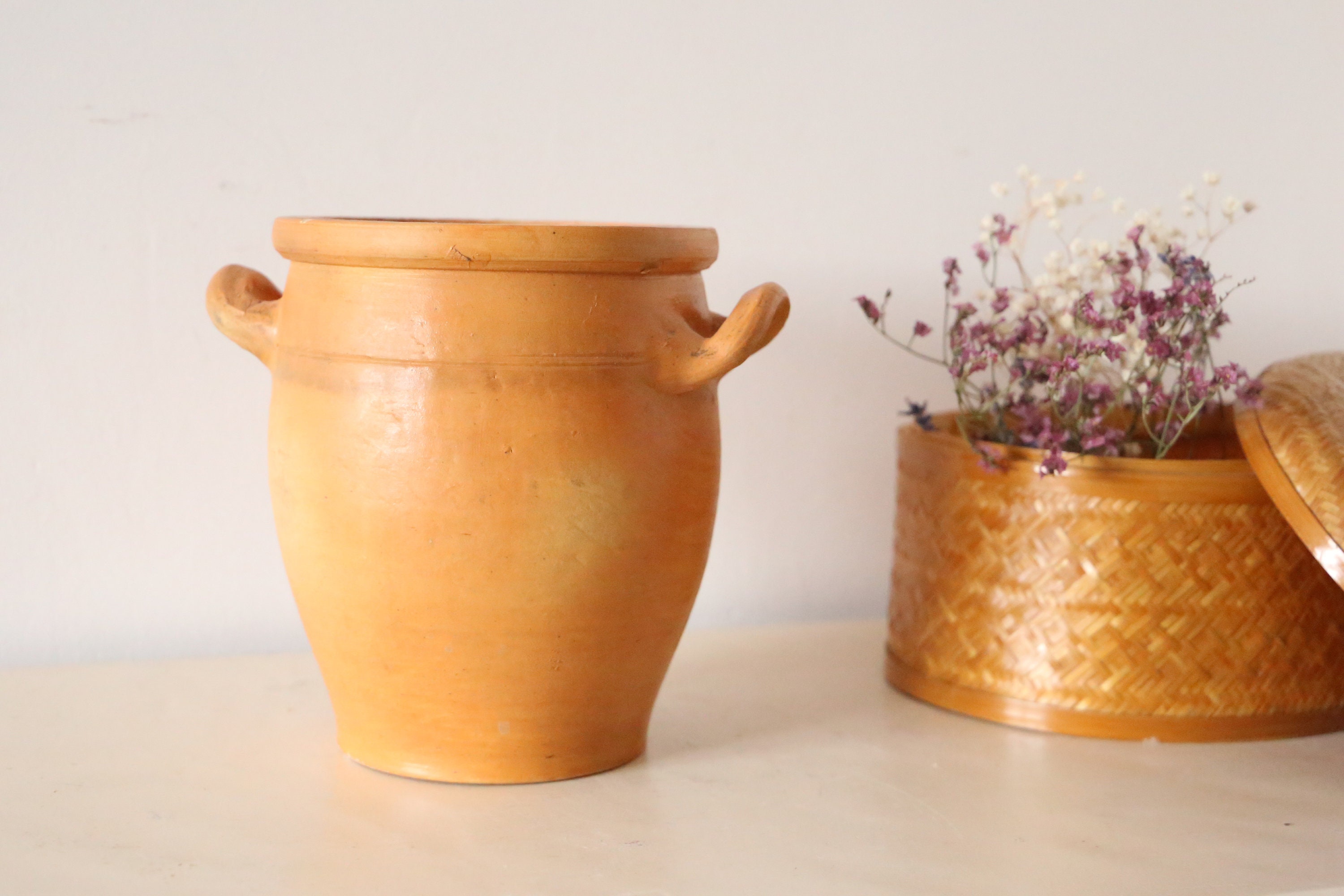 Joli Pot en Terre Cuite, Vintage