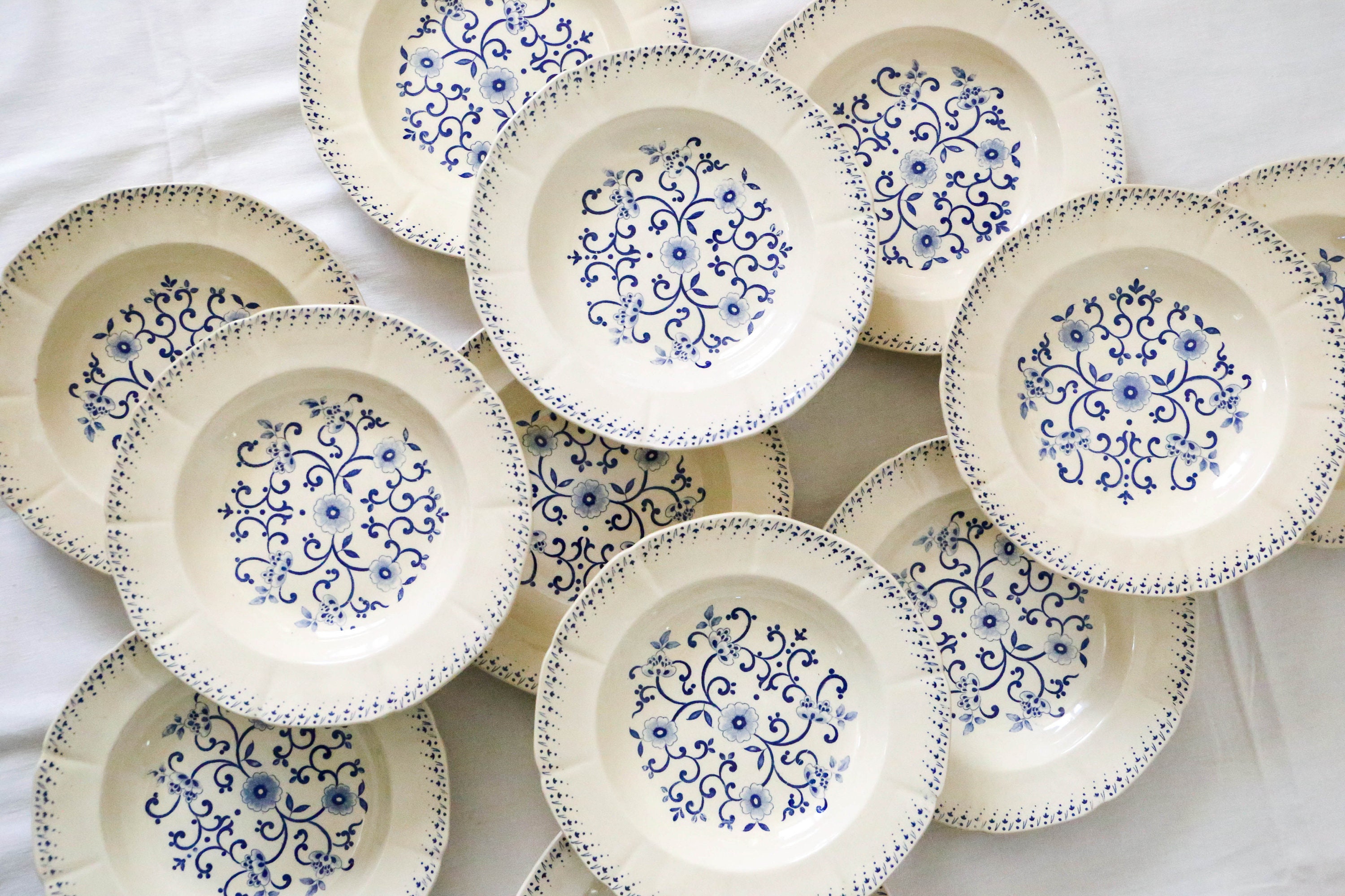 Ensemble de 12 Assiettes Creuses Boch Frères, Belgique, Milieu 19Ème