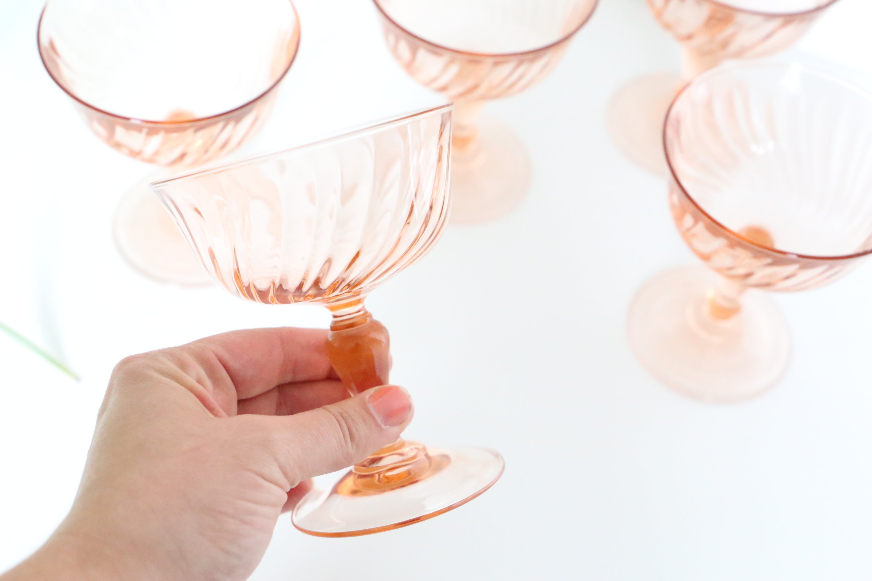 Set de 6 Coupes à Champagne ou Dessert en Verre Rose, Rosaline, La Marque Arcoroc, Vintage, Français