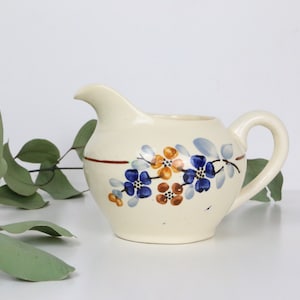 Sarreguemines sauceboat - vintage French - small earthenware pot
