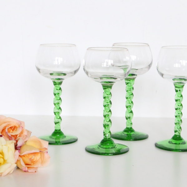 Set de 4 verres à vin blanc, pied vert, Français, vintage