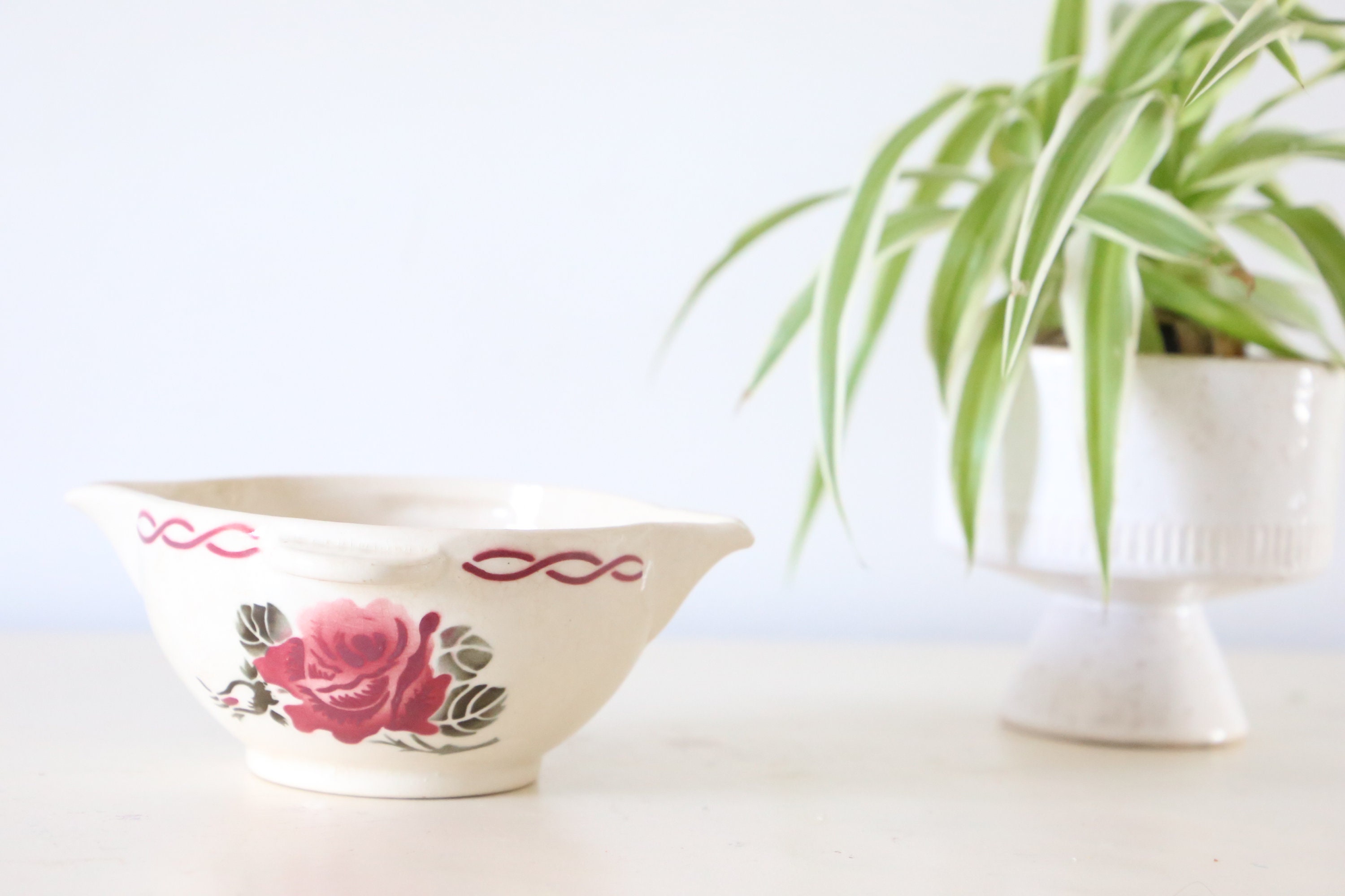 Saucière Badonviller en Céramique, Décor de Roses, Art Déco, 1930, Vintage Français