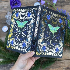 Magical goild foil high quality luna moth A5 Journal hardcover Book with 160 Pages Perfect for journaling and writing Bild 5