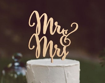 Wedding cake topper - Mr & Mrs cake topper for wedding - Rustic cake decoration - Wooden cake topper