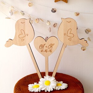 Love birds cake topper, wedding cake topper, personalized cake topper, rustic wooden cake topper, birds and a heart cake toppers set of 3 画像 4