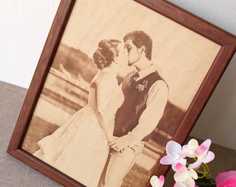 Engraved photograph on real leather, 3rd wedding anniversary gift idea, custom engraved framed picture, leather engraving, unique gift