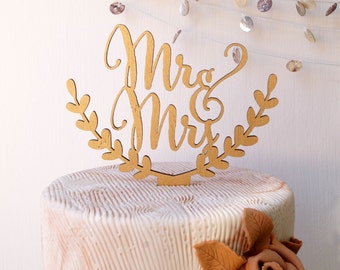 Wedding cake topper, Mr & Mrs cake topper, rustic cake topper, wooden cak topper, your wood choice