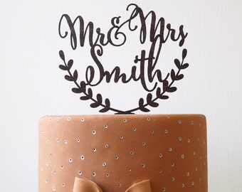 Personalized wedding cake topper, Mr and Mrs custom cake topper, rustic wedding cake topper, names cake topper