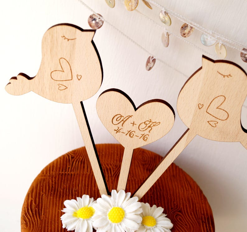 Love birds cake topper, wedding cake topper, personalized cake topper, rustic wooden cake topper, birds and a heart cake toppers set of 3 画像 1