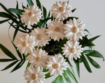 10 ceramic flowers (daisies), white, approx. 2.50 cm by SylBer-Ceramics from Markkleeberg