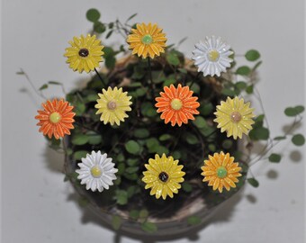 10 ceramic flowers: daisies, colorful