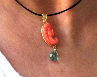Coral pendant ''CAMEINO''- 04- Vintage Gold, coral and green tourmaline pendant- Minimal coral pendant - coral necklace