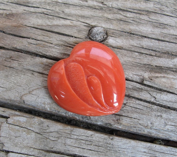 HEART CORAL SCULPTURE - true coral sculpture - he… - image 3