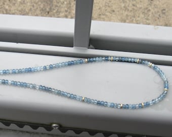 fine aquamarine necklace with 750 gold