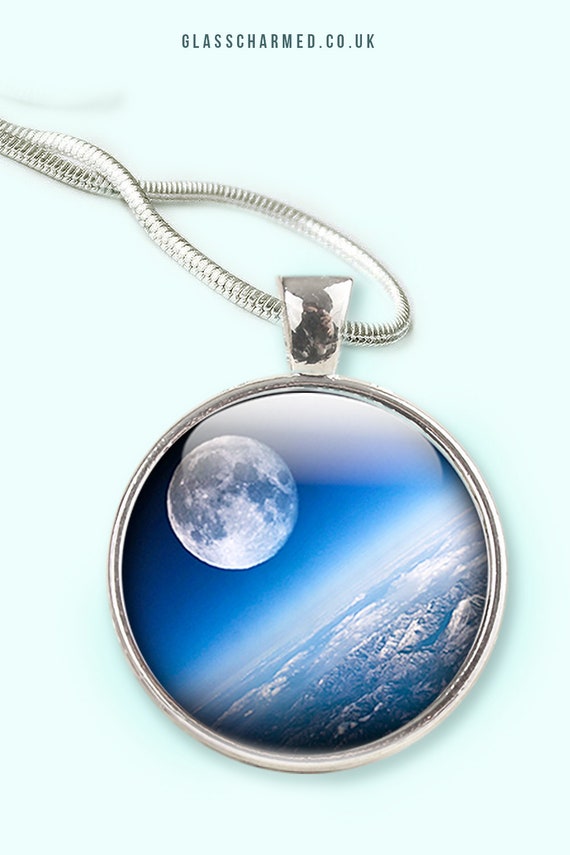 Glow In Dark Full Moon Necklace Space Picture Galaxy Jewelry For Ladies Sweater Chain Charm Pendant
