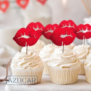 Lips Cupcake Toppers - Valentine&#39;s Day, Bachelorette Party, Birthday Party, Bridal Shower