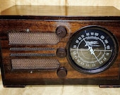 Vintage Zenith Radio Wood Table Top Model 6D116 Works Great