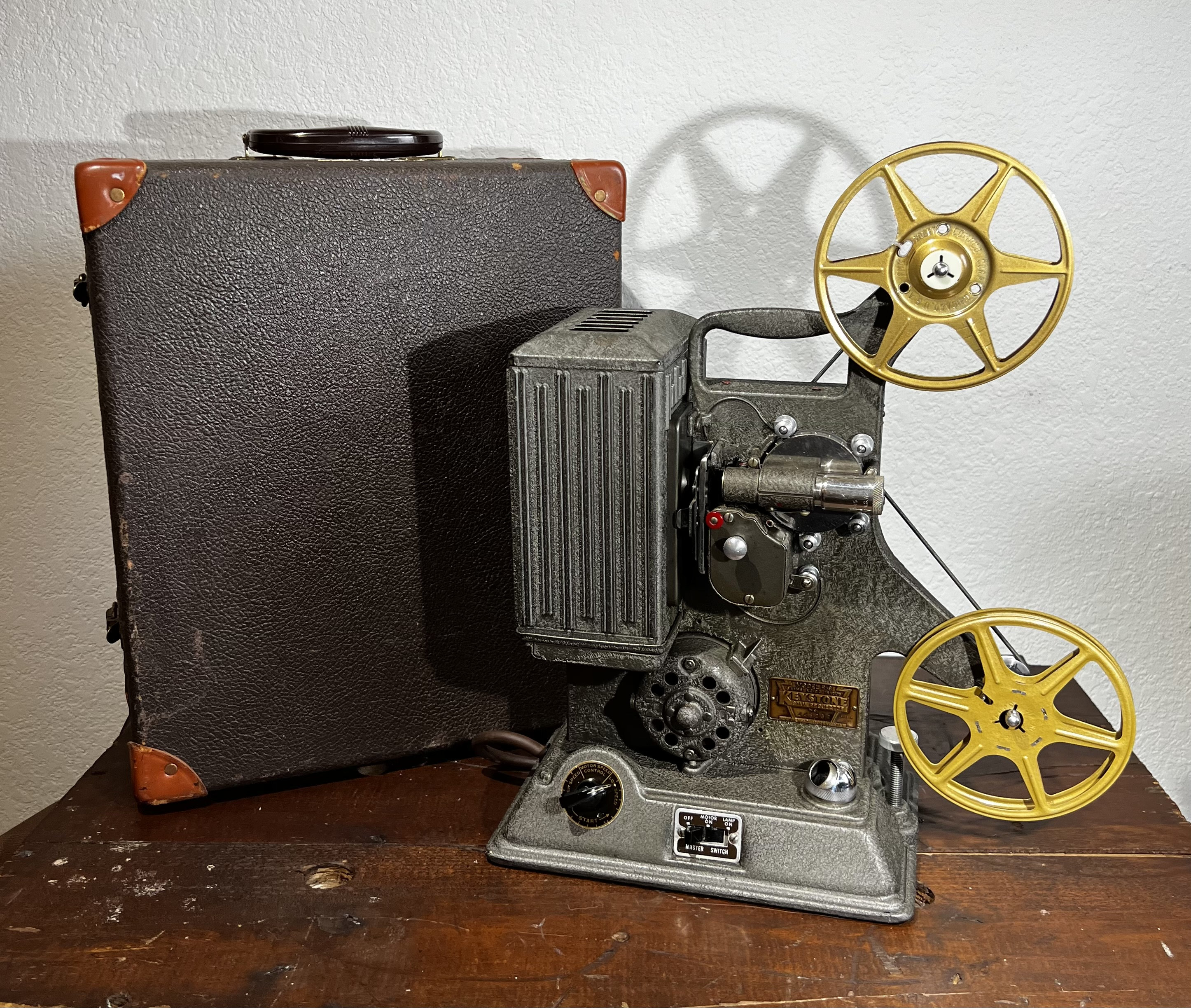 VINTAGE Keystone K90 Movie 8mm Film Reel To Reel Projector *Parts or Repair*