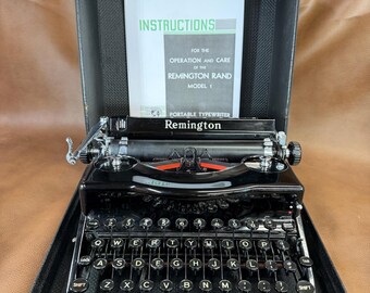 Vintage Remington Typewriter 1930s Art Deco Shiny Black Round Keys (Works)