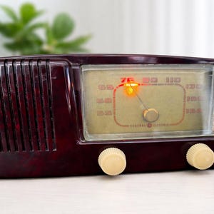 Antique General Electric Tube Radio - Etsy