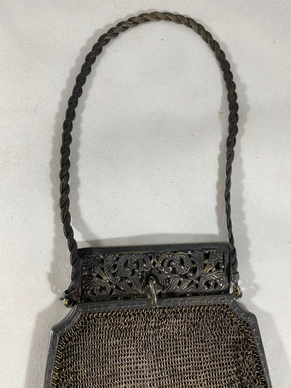Antique Whiting and Davis Mesh Handbag Purse Even… - image 7