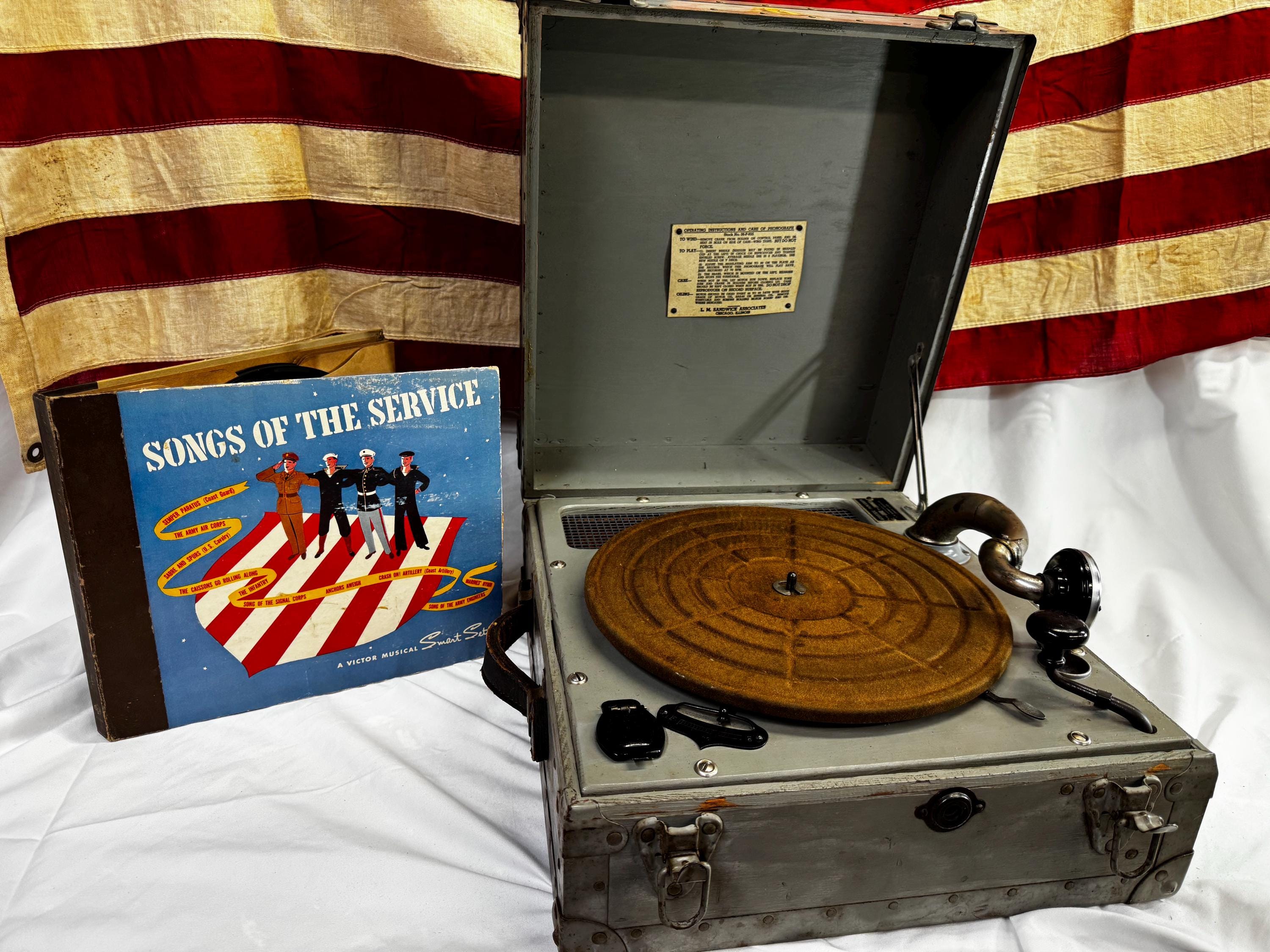 Vintage WW2 US Navy Phonograph Gray Sandwick and Associates Player