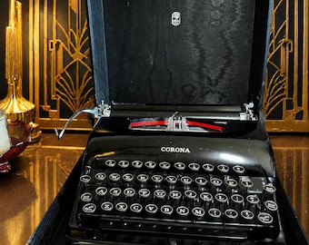 Vintage Working Smith Corona Typewriter  Portable Glossy Black