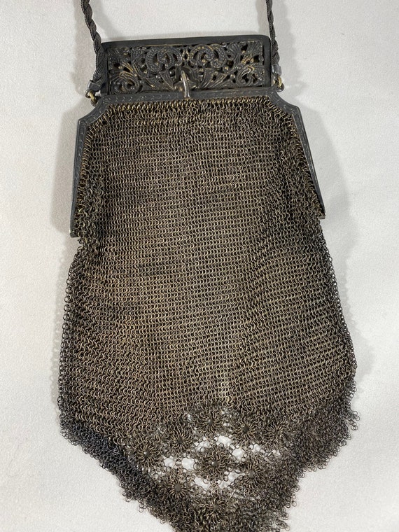 Antique Whiting and Davis Mesh Handbag Purse Even… - image 2