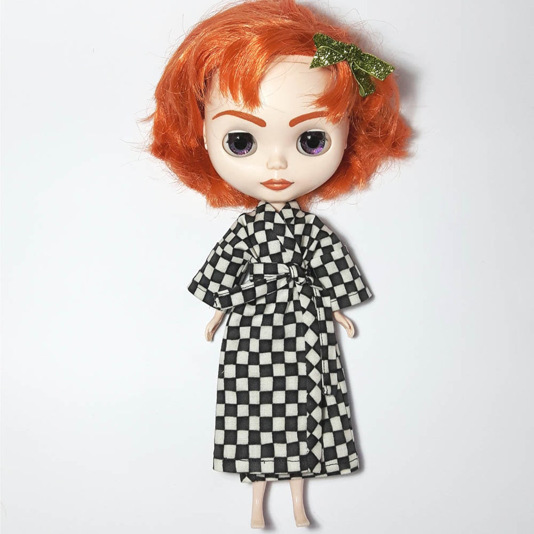 Doll Dressing Gown/bath Robe, Blythe (and Small Azone Pure Neemo) Size ...